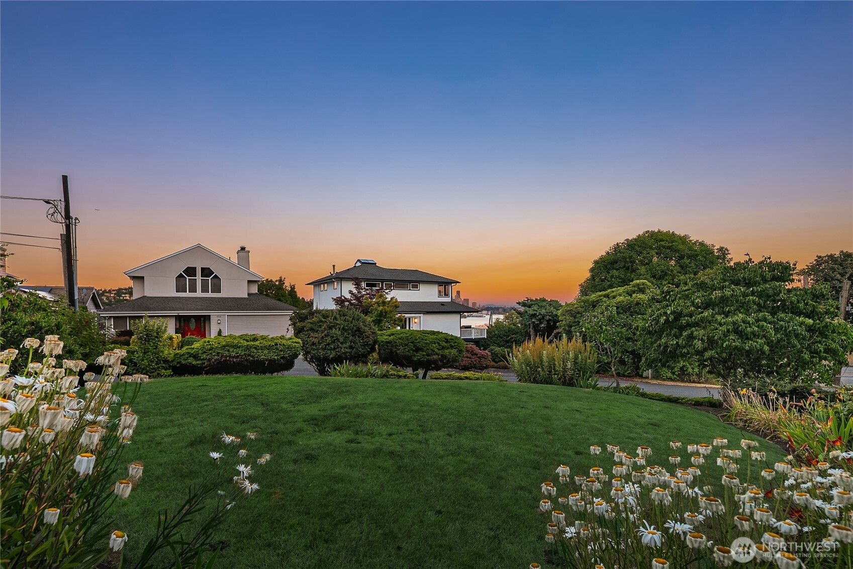 1511 Magnolia Way West Seattle, WA 98199 - Photo 36 of 38