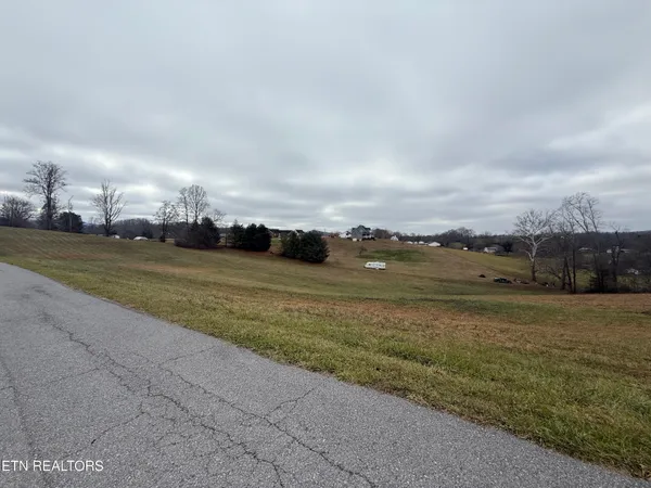 $32,600 | Lot #16 Oak Point Drive, Jonesville, VA 24263