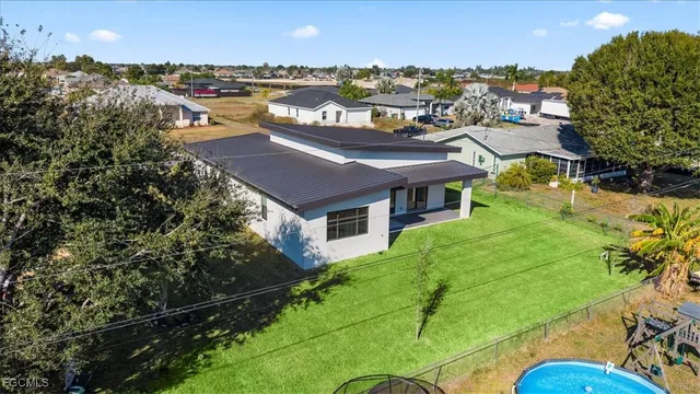 $2,500 | 1017 Northeast 4th Place, Cape Coral, FL 33909