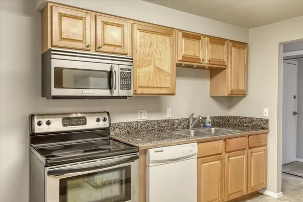 $225,000 | 1418 West 6th Avenue, Unit 104, Spokane, WA 99204