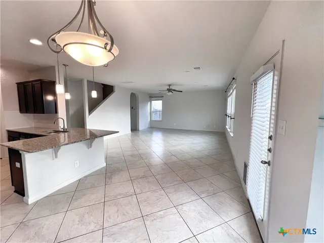 $2,095 | 310 Creekview Way, New Braunfels, TX 78130