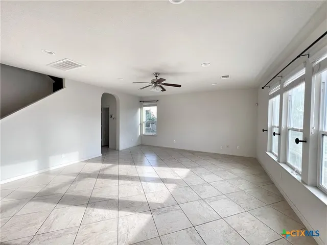 $2,095 | 310 Creekview Way, New Braunfels, TX 78130