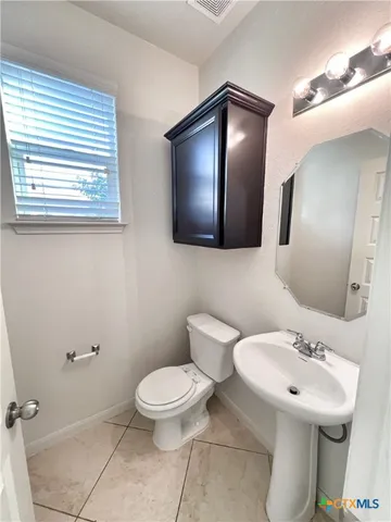 $2,095 | 310 Creekview Way, New Braunfels, TX 78130