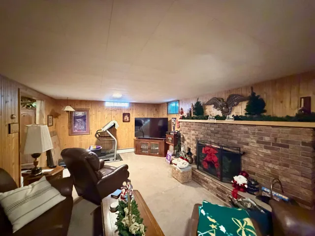 $349,900 | 2602 South Rivershore Drive, Moorhead, MN 56560