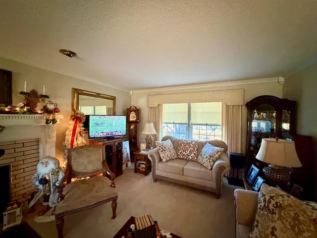 $349,900 | 2602 South Rivershore Drive, Moorhead, MN 56560