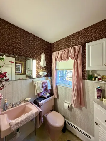 $349,900 | 2602 South Rivershore Drive, Moorhead, MN 56560