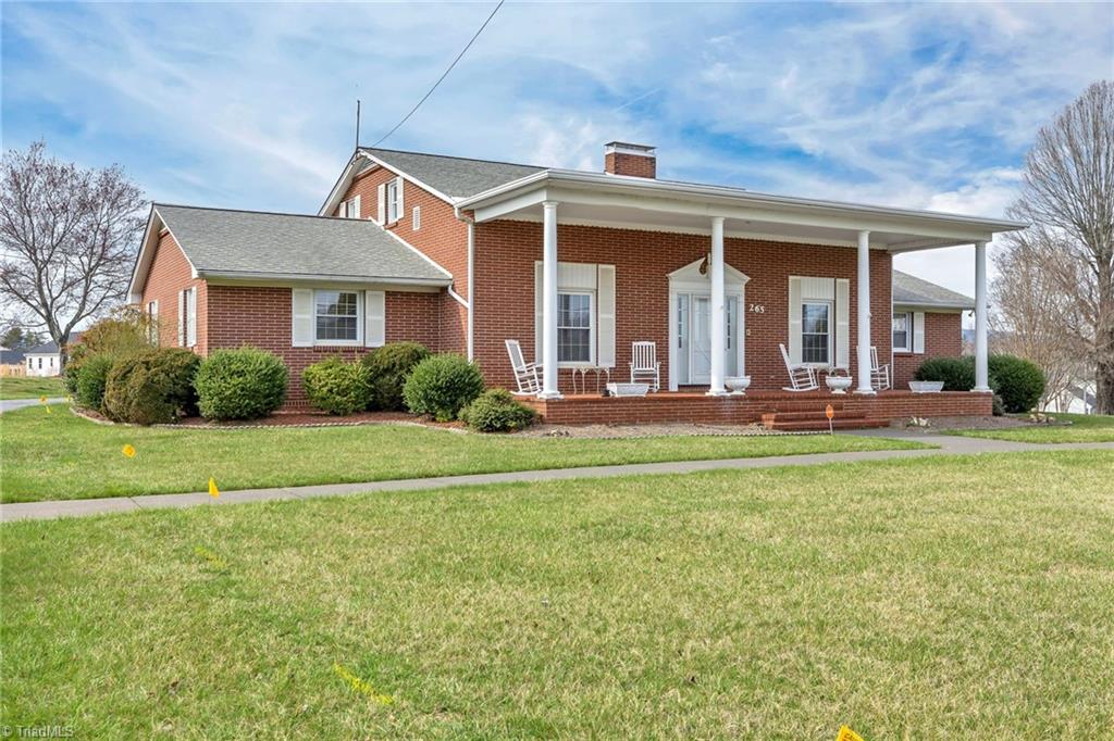 265 Mountain View Road King, NC 27021 - Photo 2 of 27