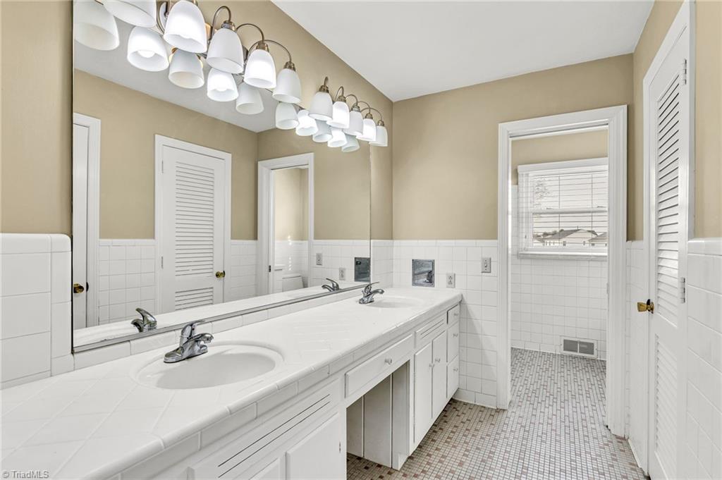 265 Mountain View Road King, NC 27021 - Photo 21 of 27