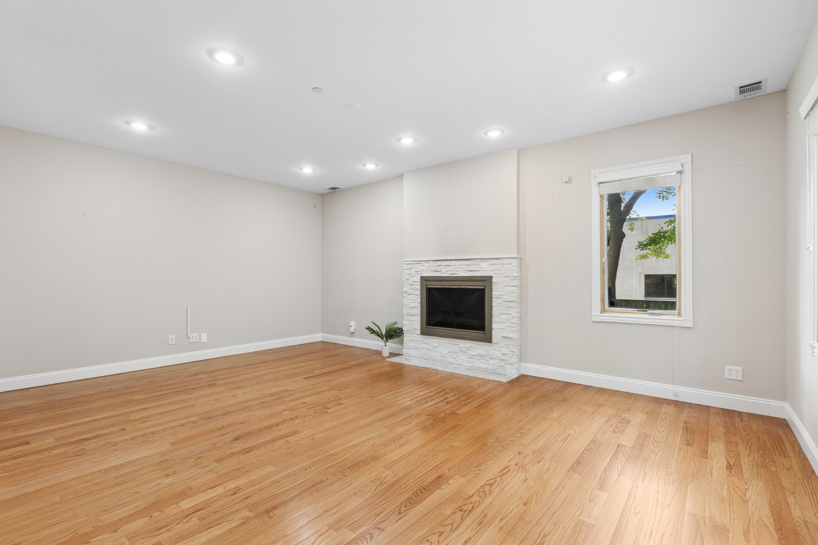 262 9th Street Wheeling, IL 60090 - Photo 11 of 27