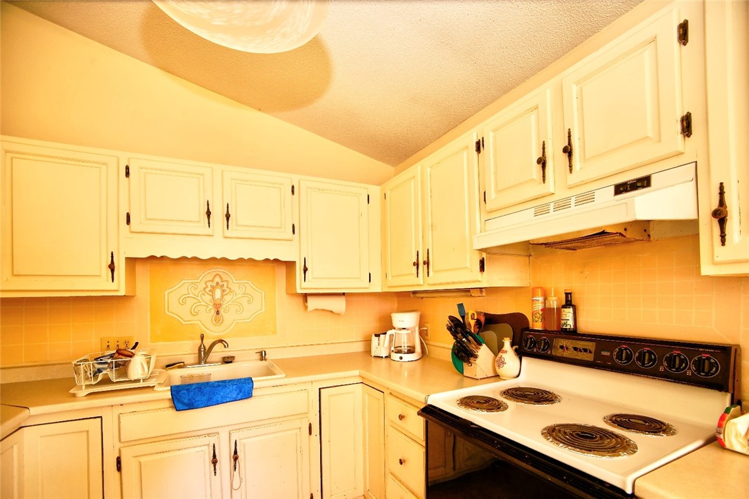 124 Ram Island Road Charlestown, RI 02813 - Photo 6 of 20