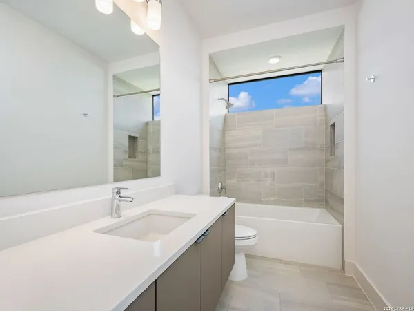 $2,795,000 | 211 Wellesley Hill, San Antonio, TX 78231