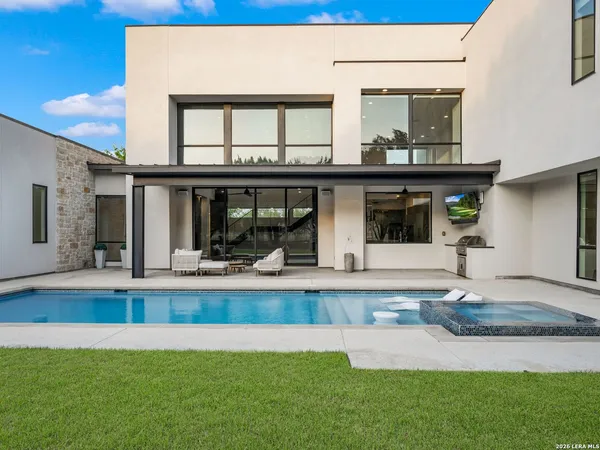 $2,795,000 | 211 Wellesley Hill, San Antonio, TX 78231