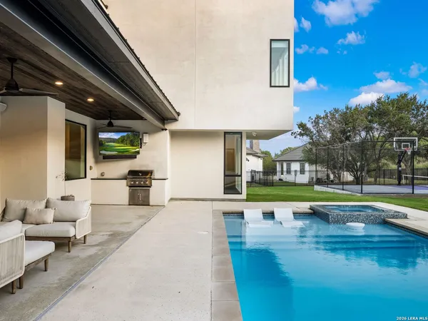 $2,795,000 | 211 Wellesley Hill, San Antonio, TX 78231