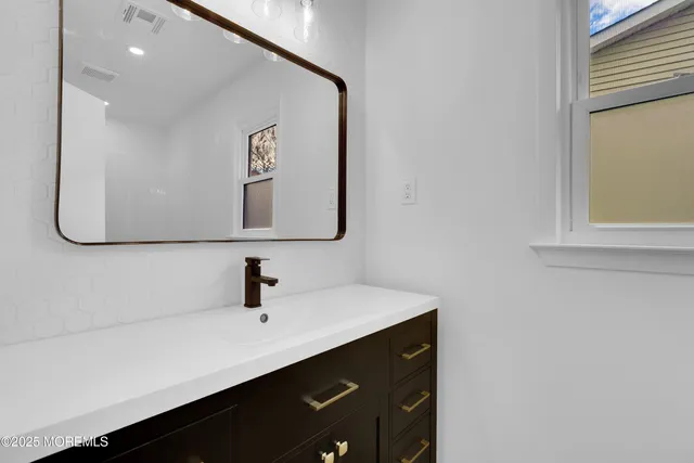 $469,000 | 3 Tudor Court, Brick, NJ 08723