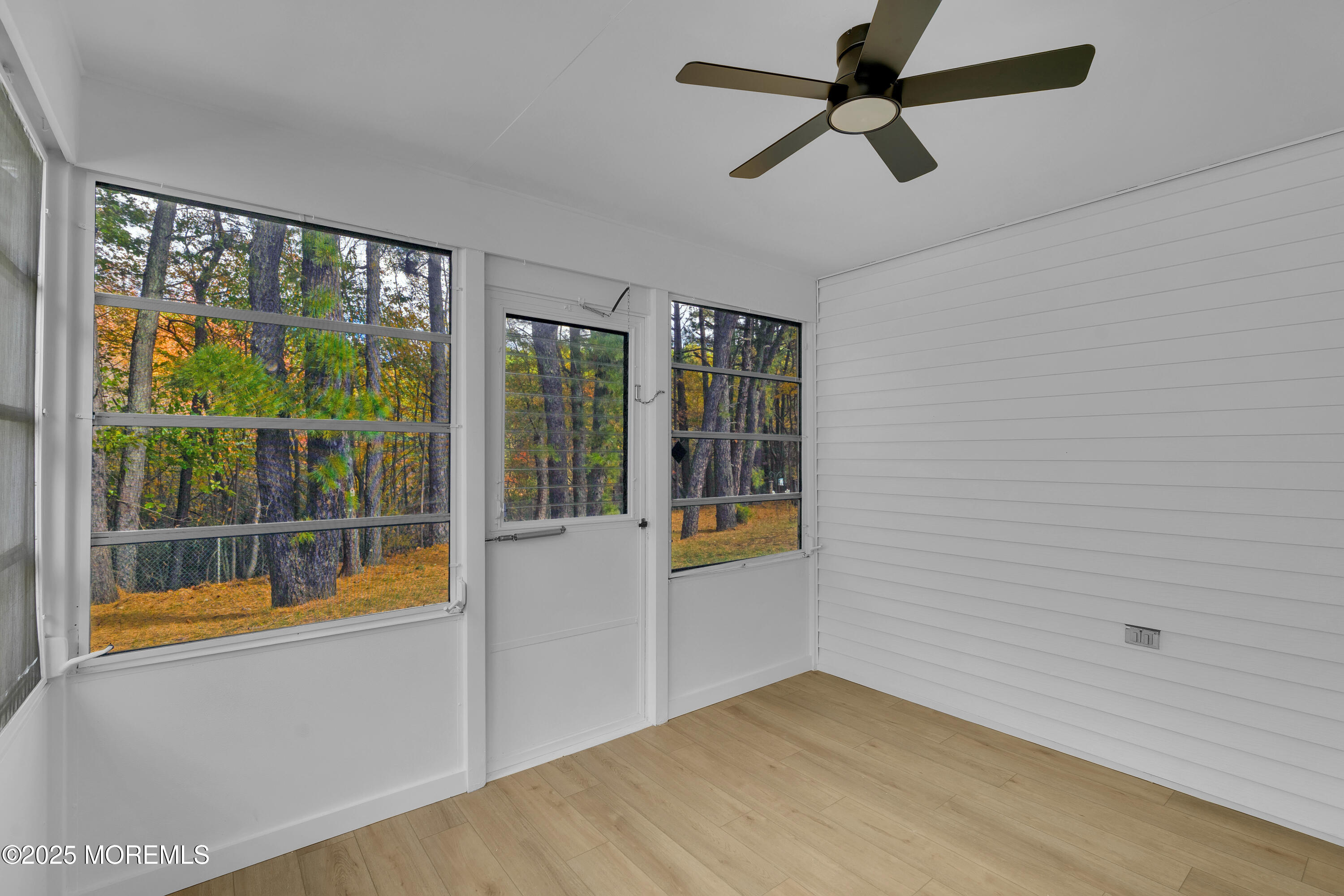 3 Tudor Court Brick, NJ 08723 - Photo 30 of 36 an empty room with windows