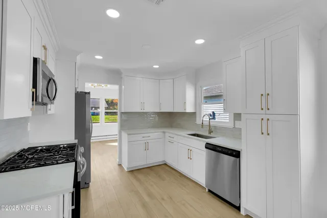 $469,000 | 3 Tudor Court, Brick, NJ 08723