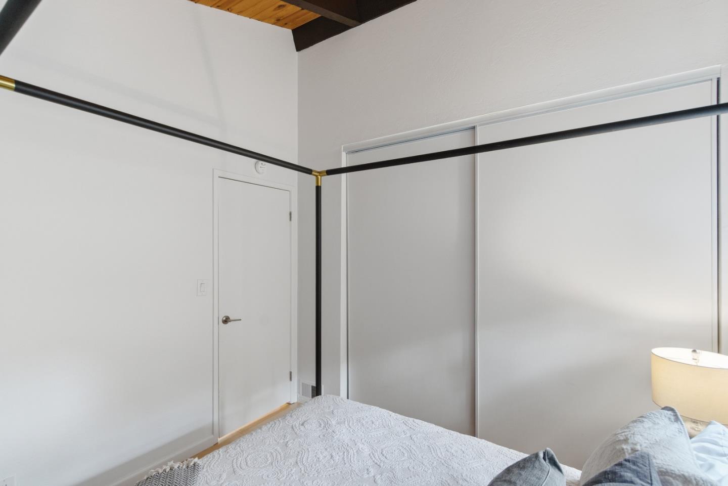 2343 Arrowhead Drive Oakland, CA 94611 - Photo 21 of 38