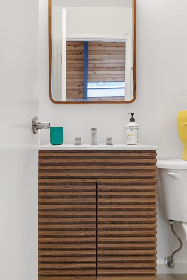 2343 Arrowhead Drive Oakland, CA 94611 - Photo 22 of 38