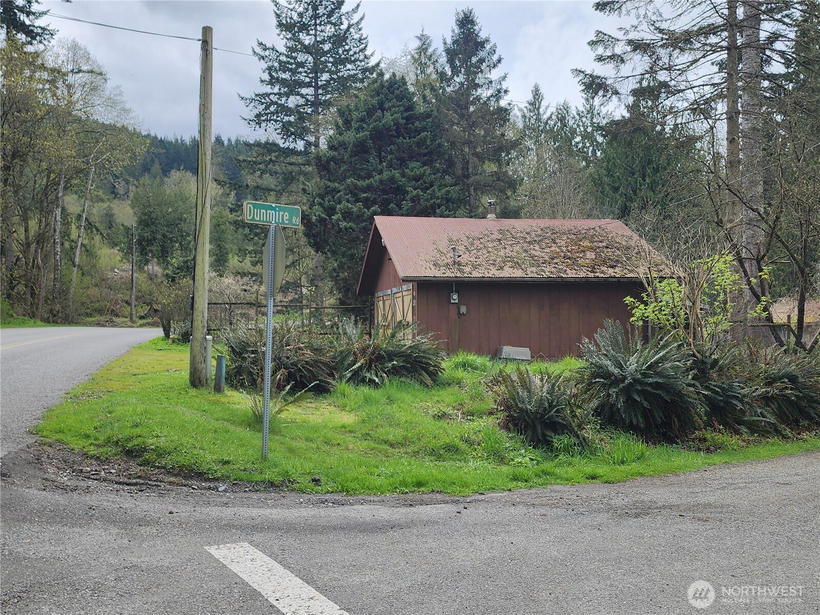 31 Dunmire Road Port Angeles, WA 98363 - Photo 3 of 12 Gallery Image 3