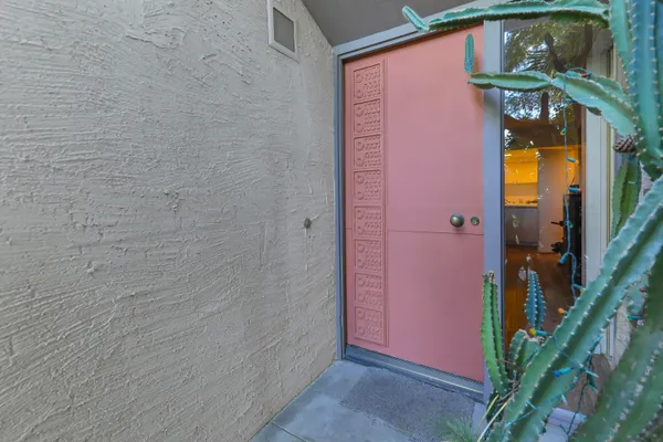$299,000 | 2504 North Whitewater Club Drive, Unit A, Palm Springs, CA 92262
