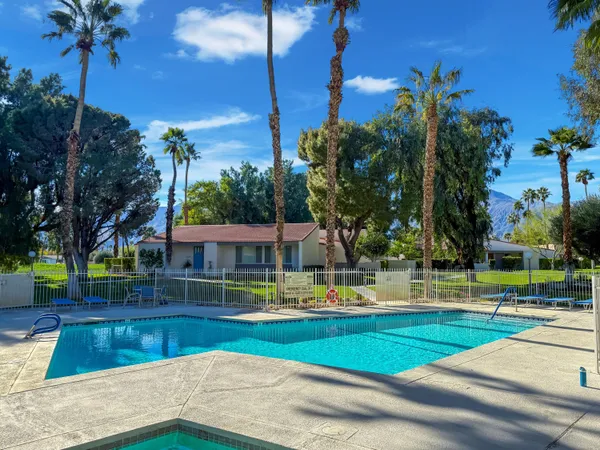 $299,000 | 2504 North Whitewater Club Drive, Unit A, Palm Springs, CA 92262