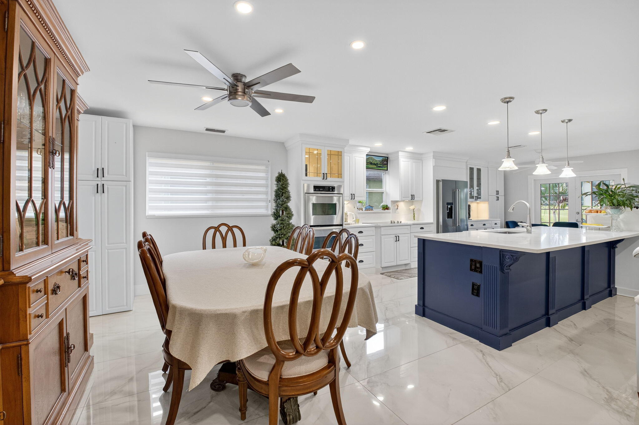 23265 Southwest 61st Avenue Boca Raton, FL 33428 - Photo 10 of 44 25-web-or-mls-062_DSC_1402