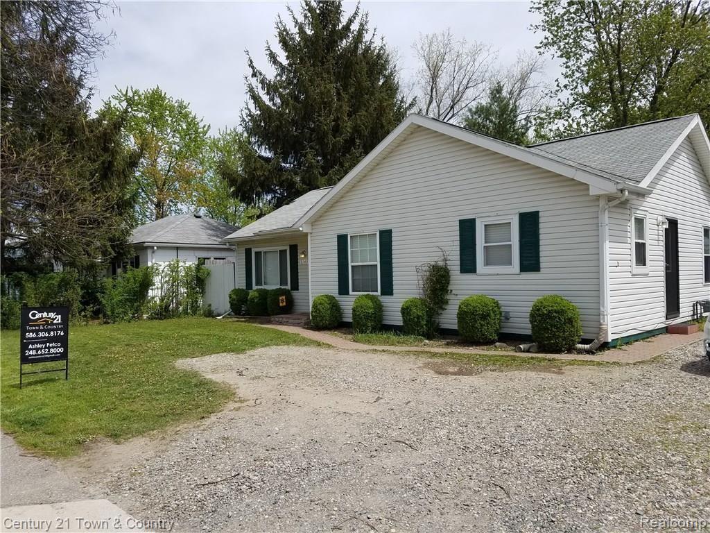 3143 Crooks Road Rochester, MI 48309 - Photo 23 of 23 20170509_131231.jpg