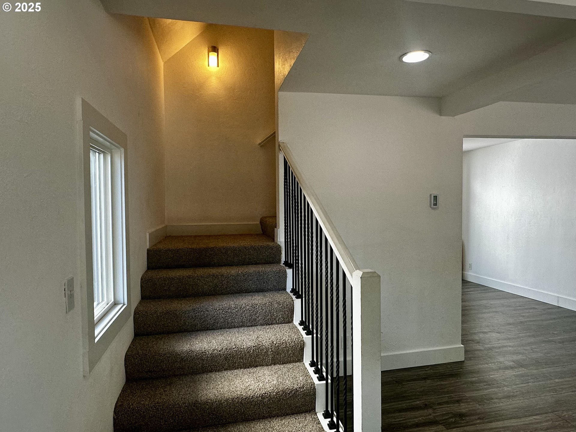 230 14th Street Northeast Salem, OR 97301 - Photo 14 of 27