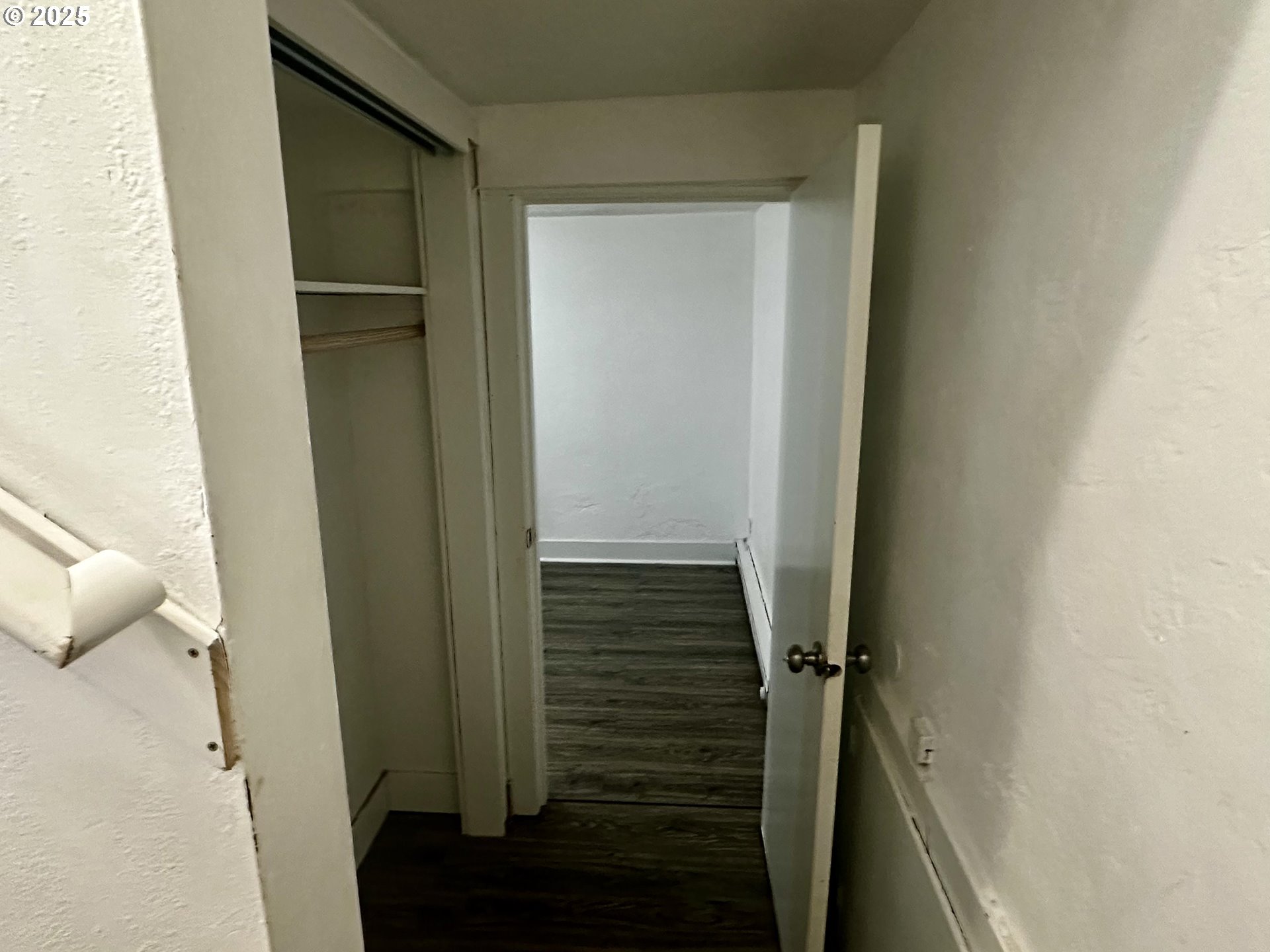 230 14th Street Northeast Salem, OR 97301 - Photo 22 of 27