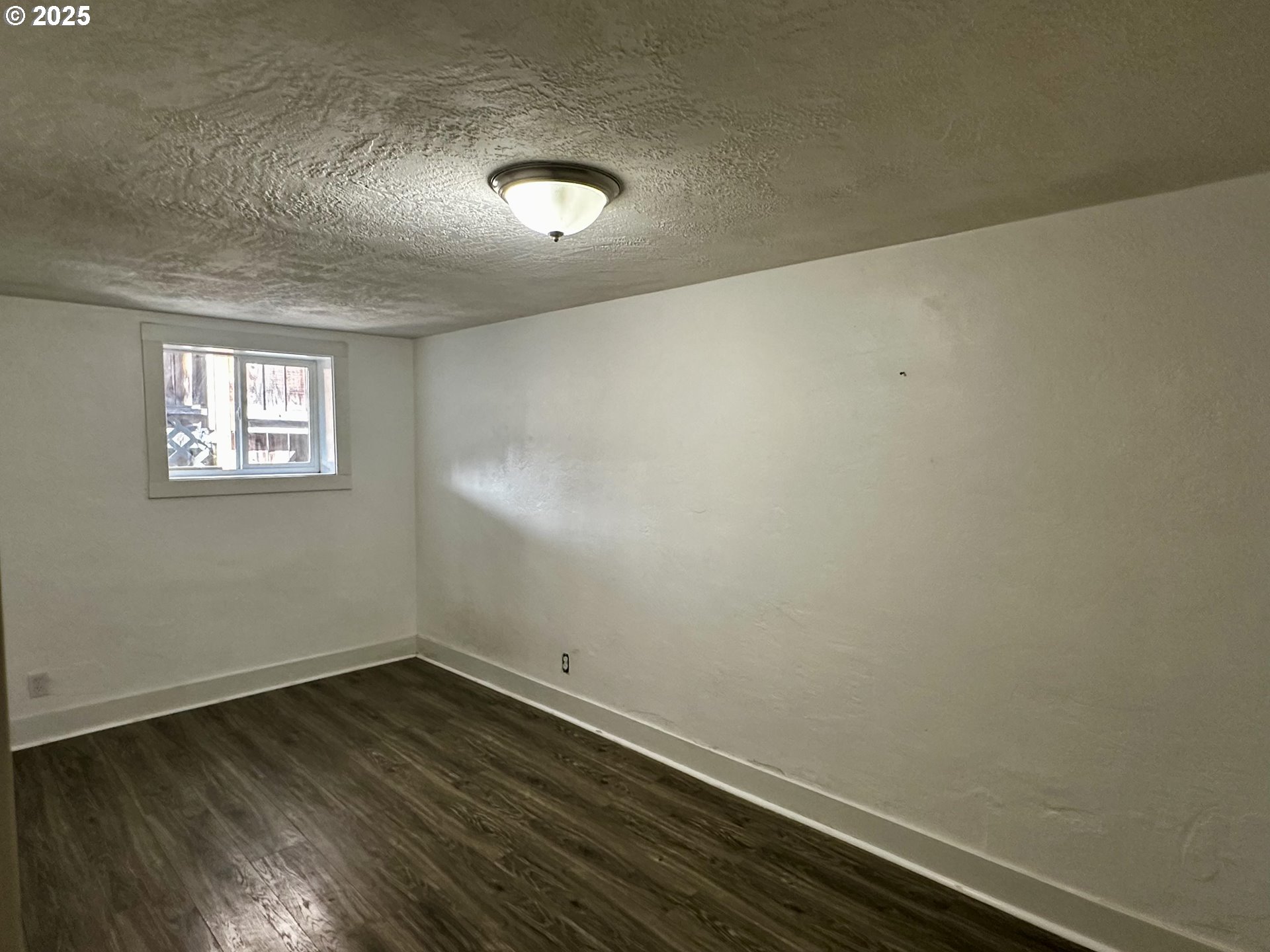 230 14th Street Northeast Salem, OR 97301 - Photo 23 of 27