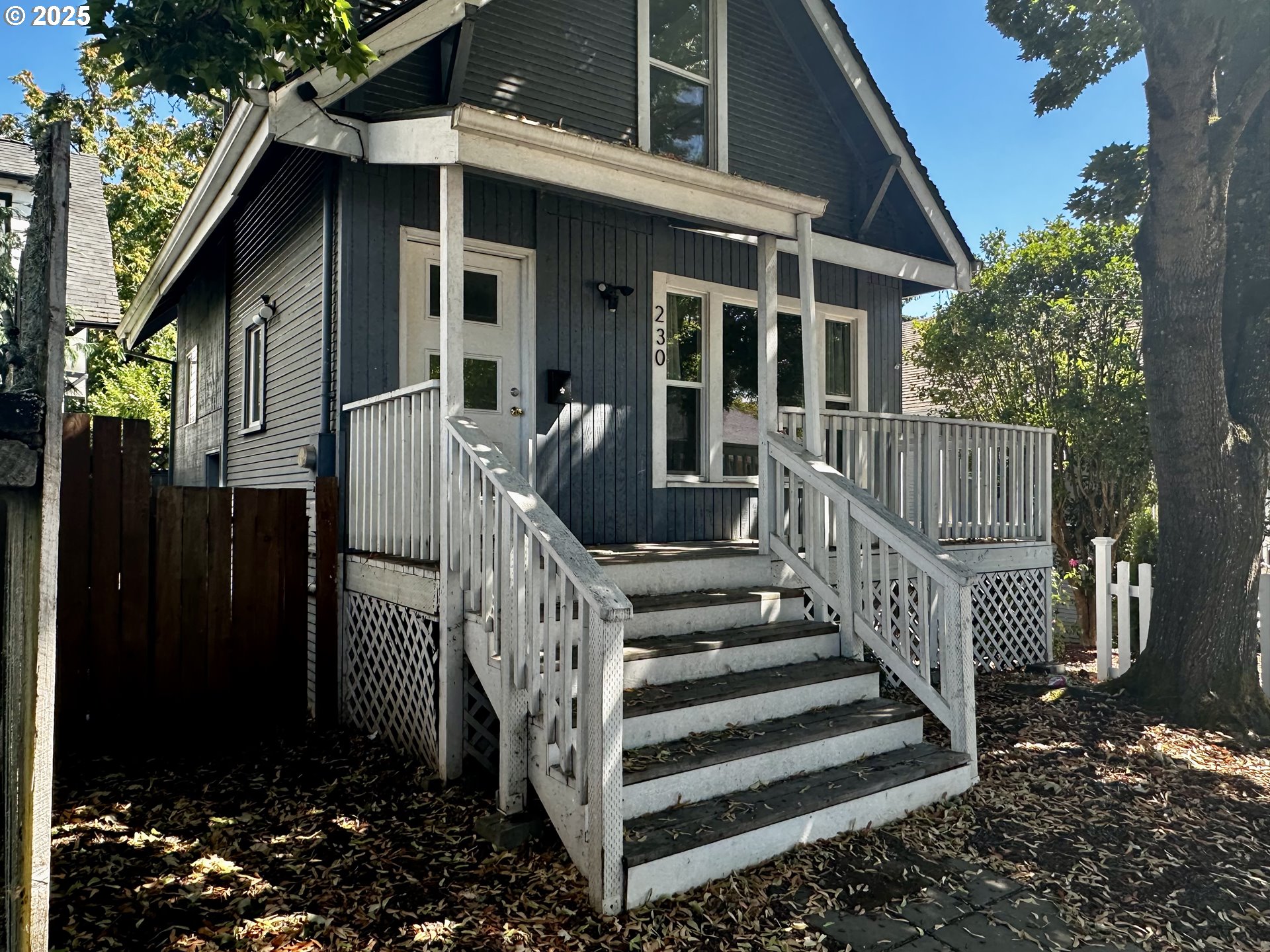 230 14th Street Northeast Salem, OR 97301 - Photo 3 of 27
