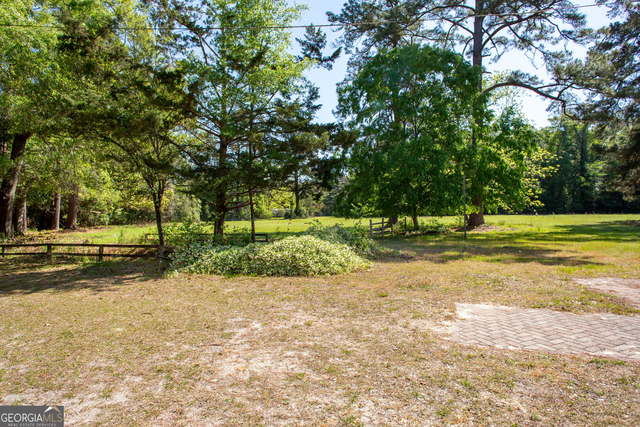 110 Briarwood Road Waycross, GA 31501 - Photo 32 of 35