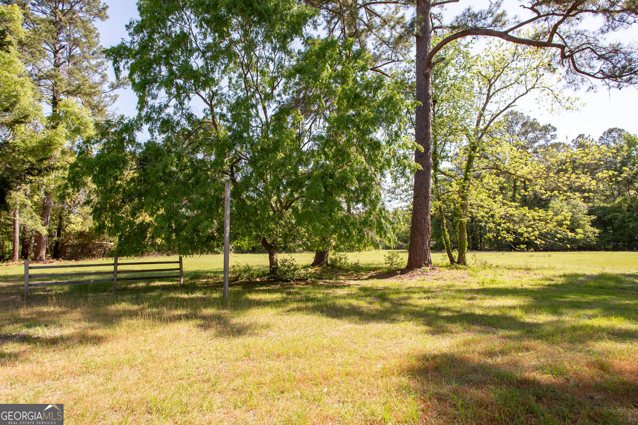 110 Briarwood Road Waycross, GA 31501 - Photo 33 of 35