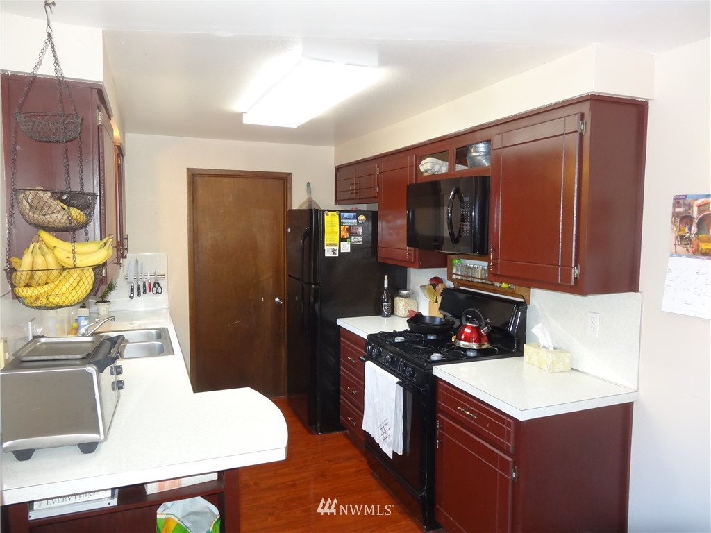 205 West Pole Road Lynden, WA 98264 - Photo 4 of 17