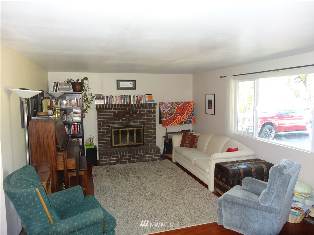 205 West Pole Road Lynden, WA 98264 - Photo 6 of 17