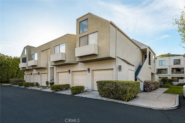 $549,900 | 5744 East Creekside Avenue, Unit 37, Orange, CA 92869
