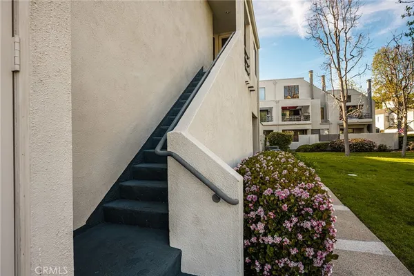 $549,900 | 5744 East Creekside Avenue, Unit 37, Orange, CA 92869