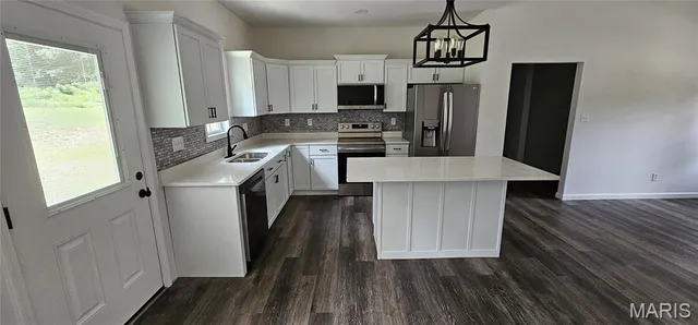 $239,900 | 238 Ruth Harris Lane, Poplar Bluff, MO 63901