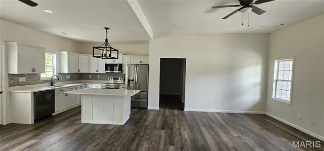 $239,900 | 238 Ruth Harris Lane, Poplar Bluff, MO 63901