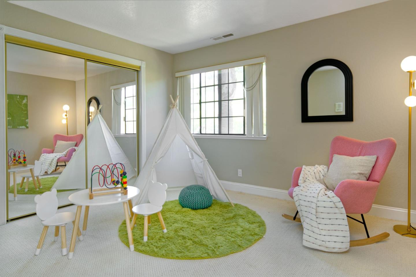 7790 Lost View Road San Jose, CA 95120 - Photo 35 of 48 a living room with furniture