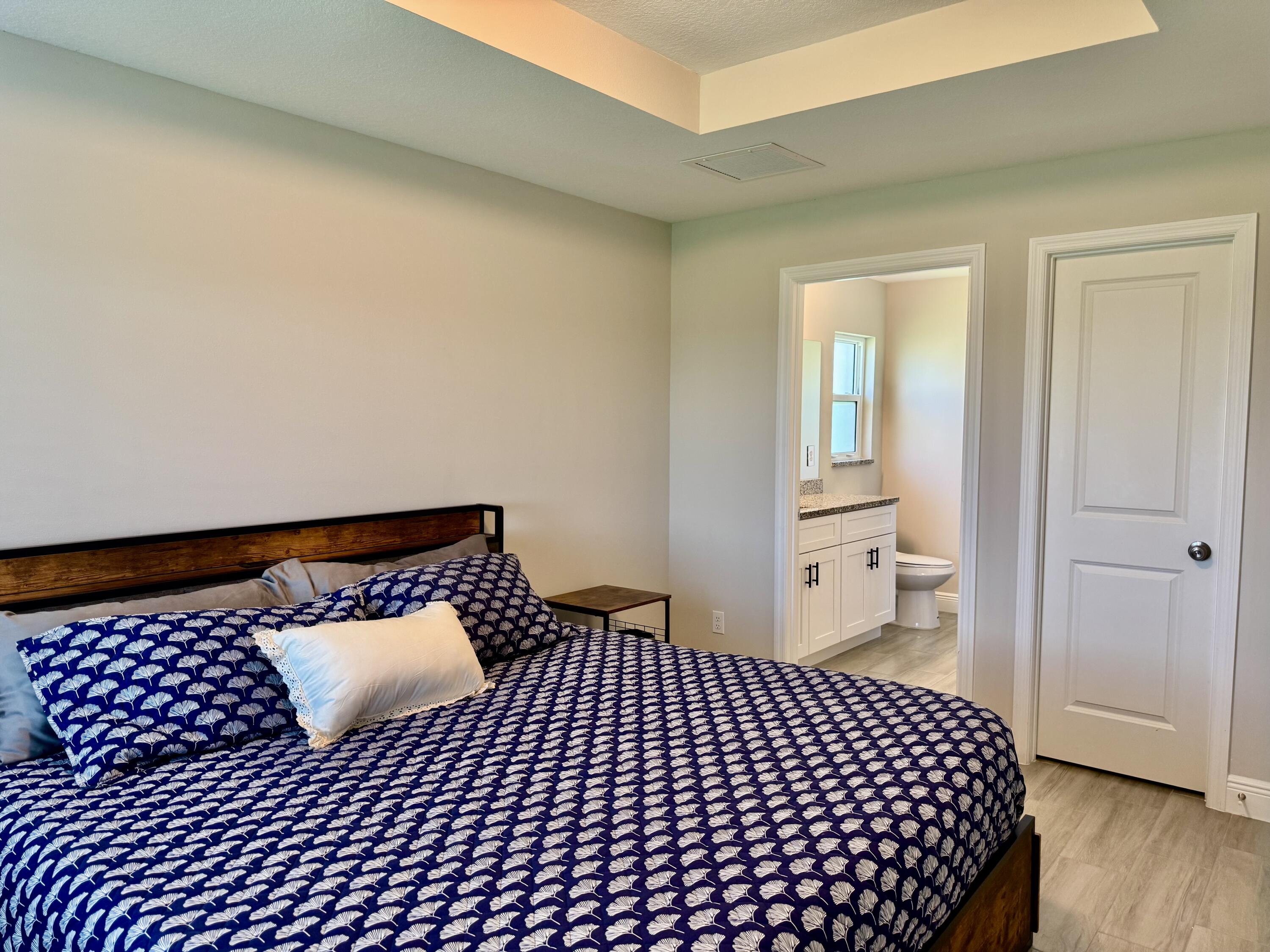 930 Southwest 44th Boulevard Okeechobee, FL 34974 - Photo 4 of 40 IMG_2673