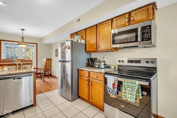 $232,000 | 6558 Wandsworth Circle, Indianapolis, IN 46250