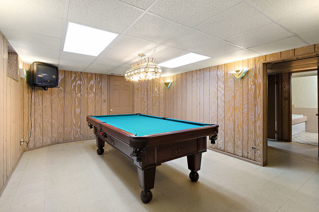 112 South Delphia Avenue Park Ridge, IL 60068 - Photo 19 of 26 Gallery Image 19