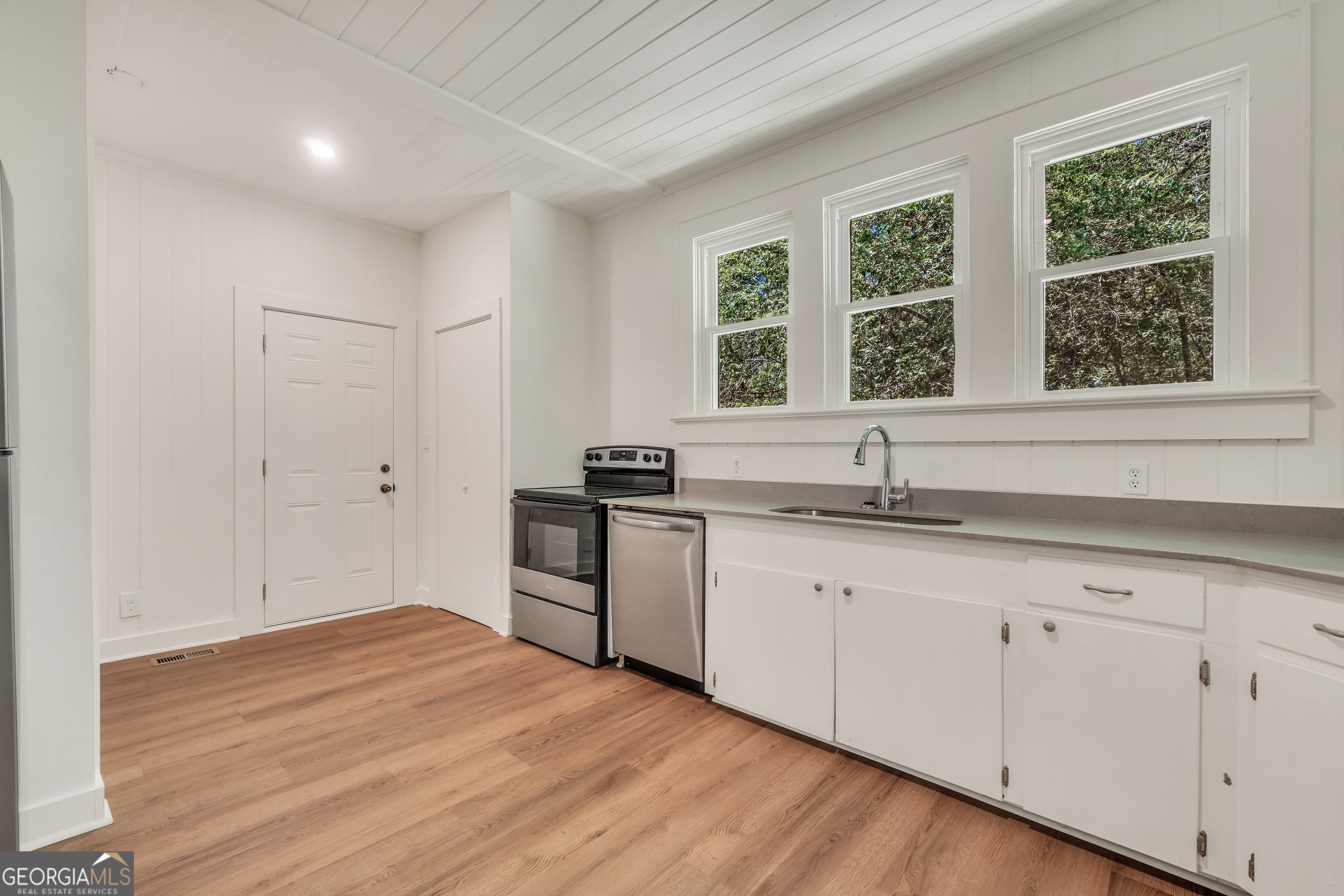 1476 S Highway Forsyth, GA 31029 - Photo 19 of 39