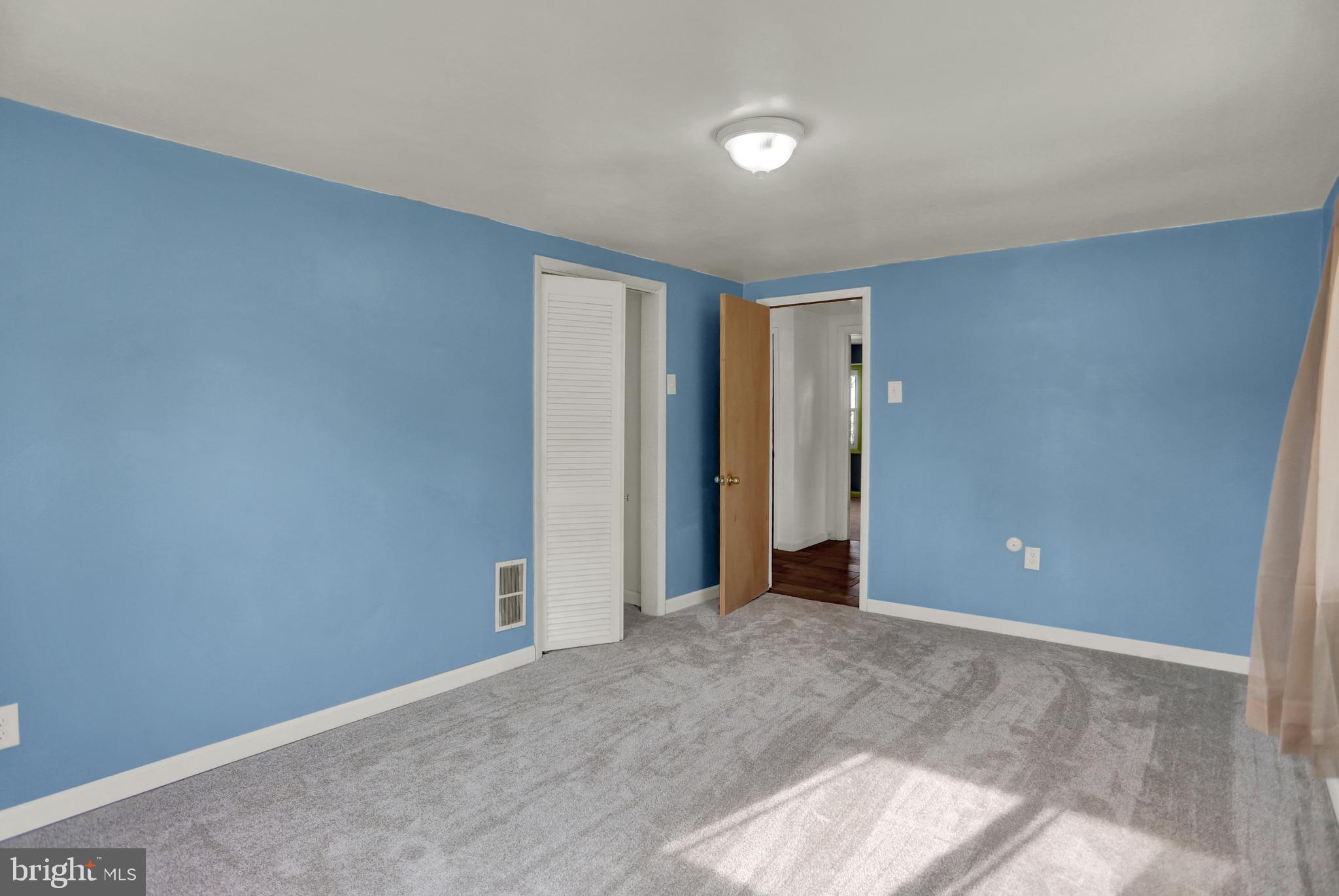 6756 Lake Road York, PA 17403 - Photo 11 of 32