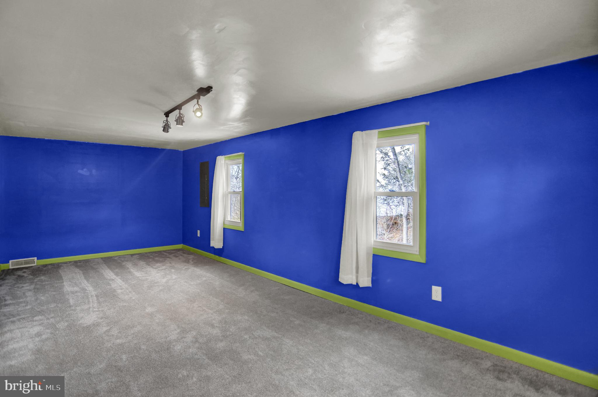 6756 Lake Road York, PA 17403 - Photo 13 of 32