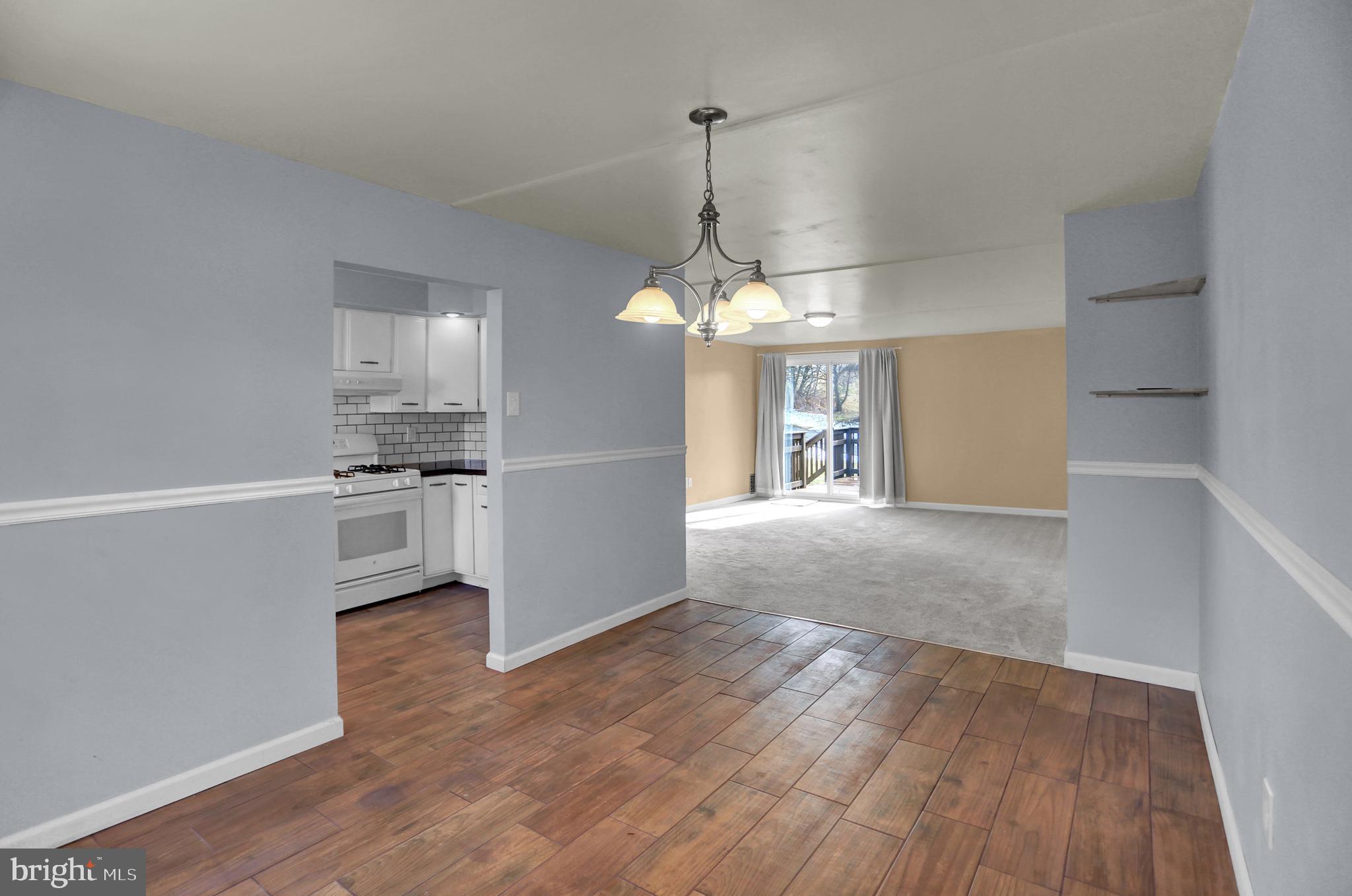 6756 Lake Road York, PA 17403 - Photo 4 of 32