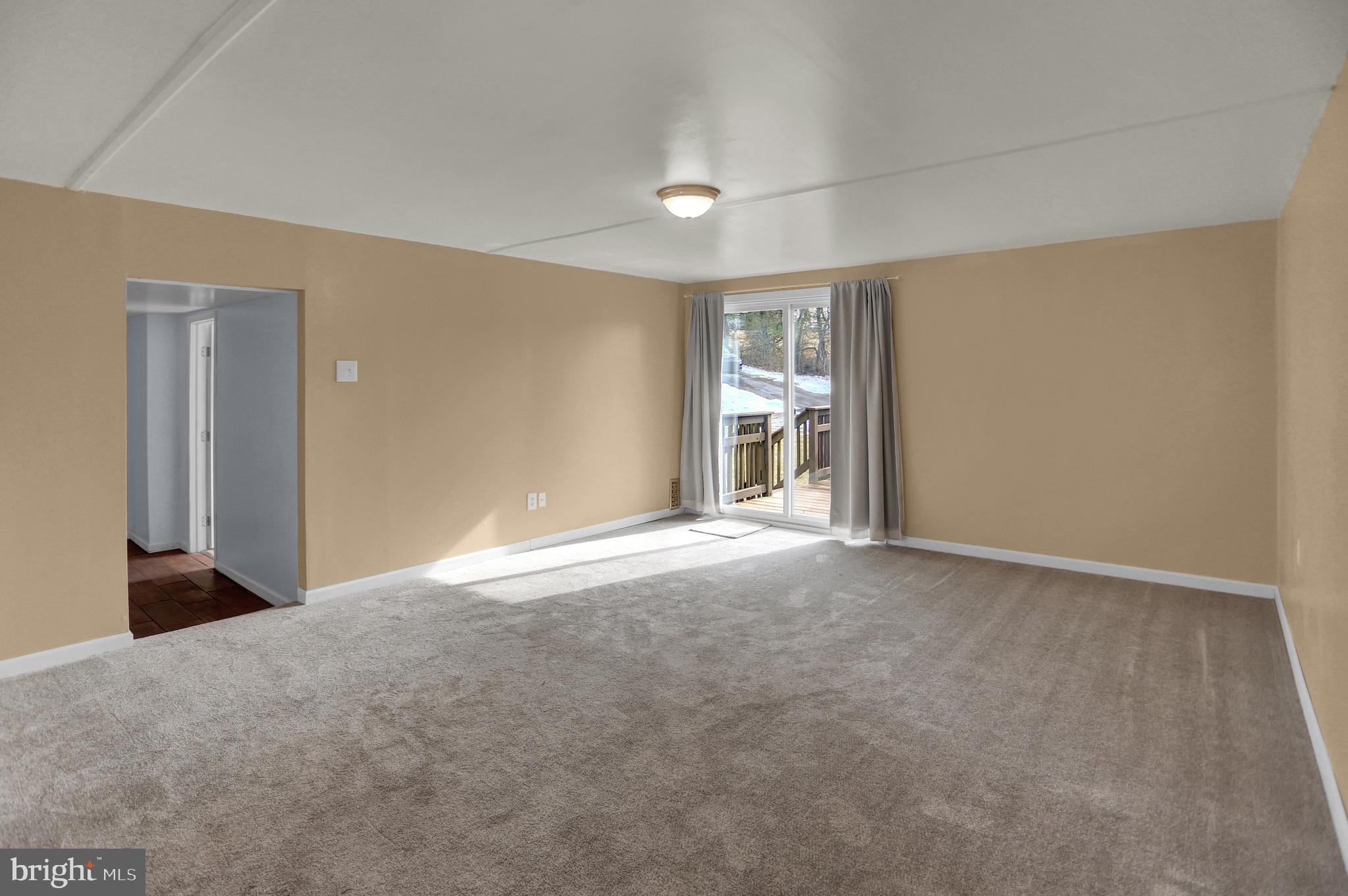 6756 Lake Road York, PA 17403 - Photo 10 of 32