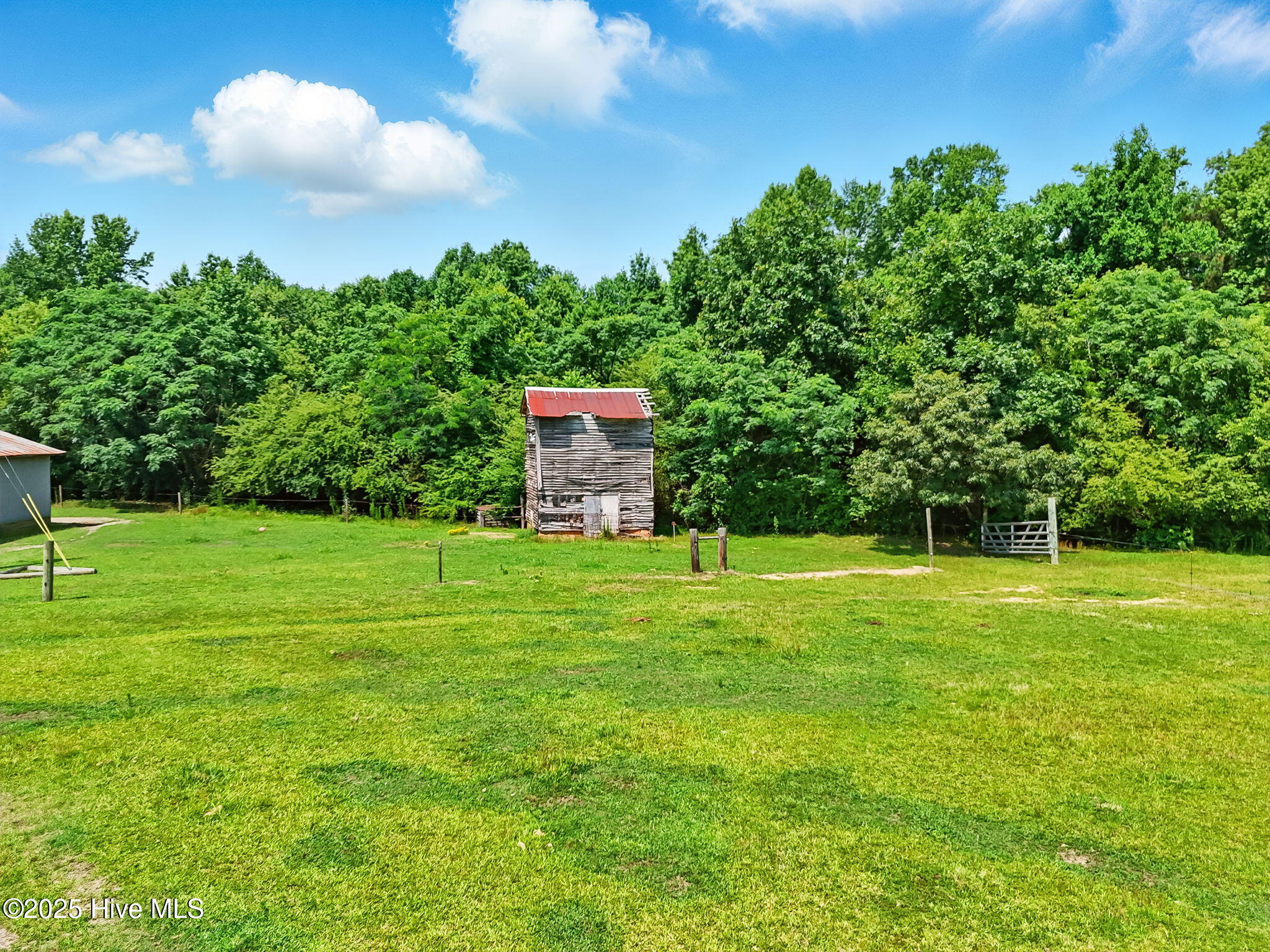 2620 Nahunta Road Pikeville, NC 27863 - Photo 27 of 33 28-web-or-mls-Photo_025