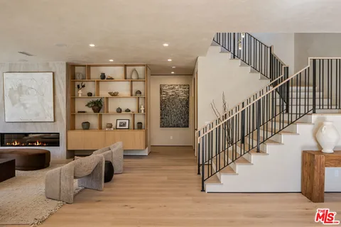 a view of entryway and hall